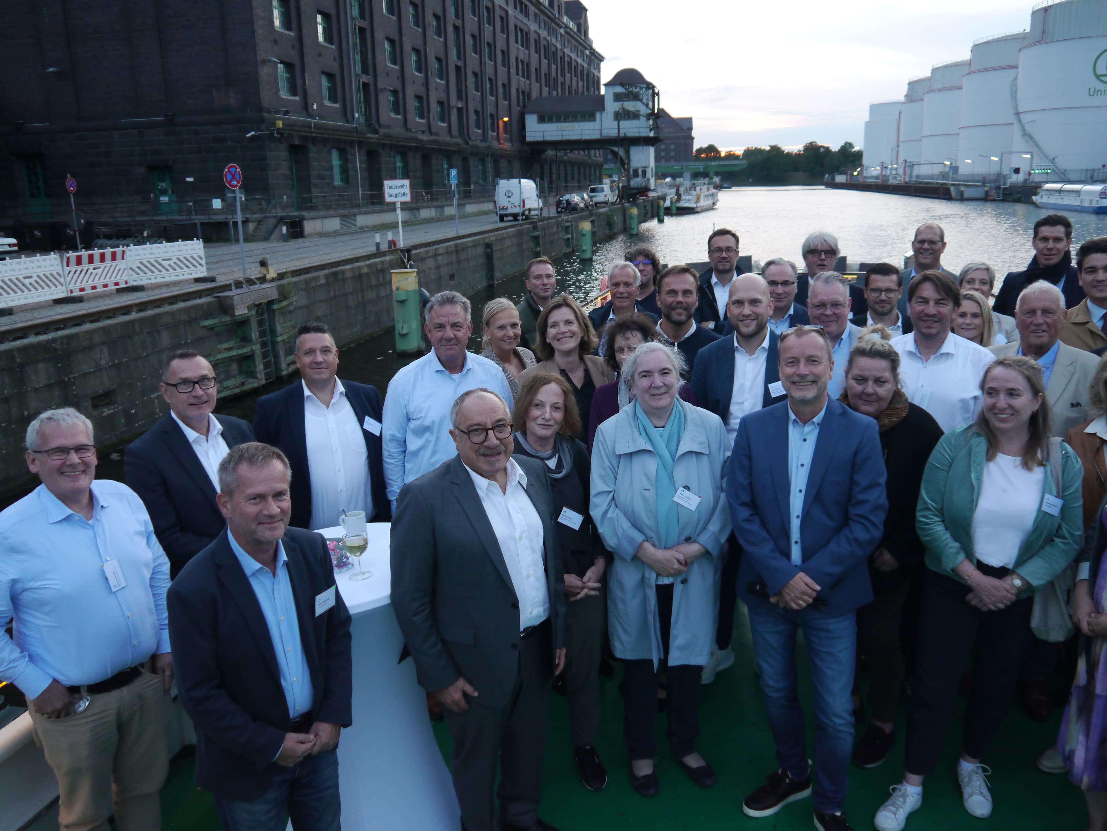 20 Jahre LogistikNetz Berlin-Brandenburg: Jubiläums-Sommerfest auf den Berliner Gewässern
